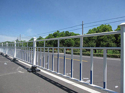 鋅鋼道路護(hù)欄